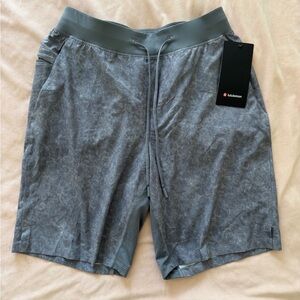 NWT lululemon athletica Gray Men's Shorts
